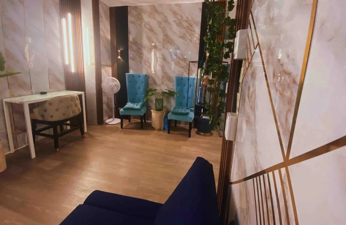 Apartment Family Suites- Self Service Condo Unit In Jazz Residences Makati Manila