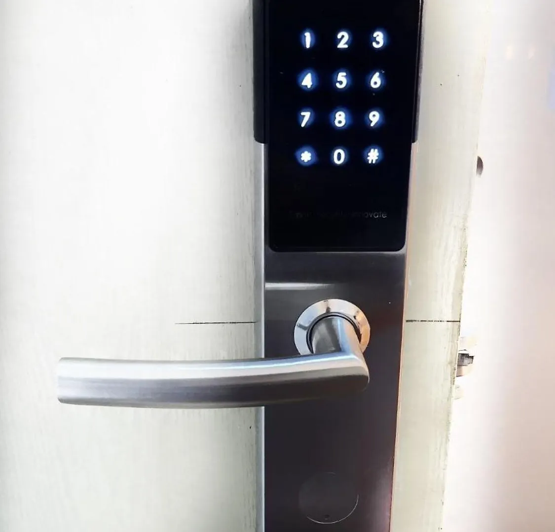 Family Suites- Self Service Condo Unit In Jazz Residences Makati Manila