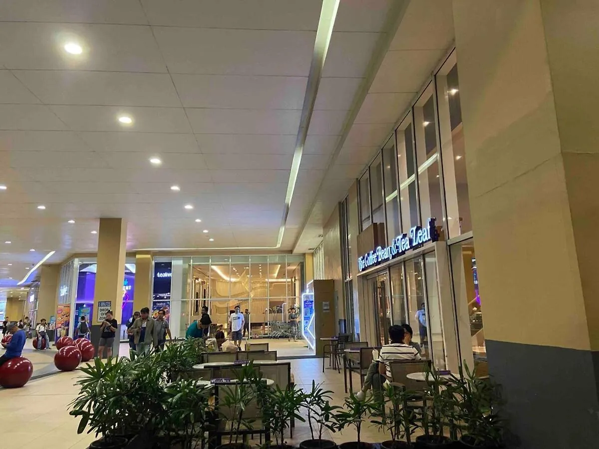 Family Suites- Self Service Condo Unit In Jazz Residences Makati Manila