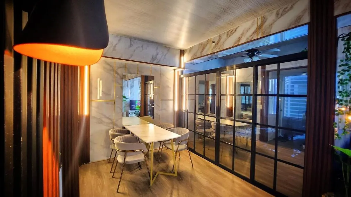 Family Suites- Self Service Condo Unit In Jazz Residences Makati Manila Appartamento
